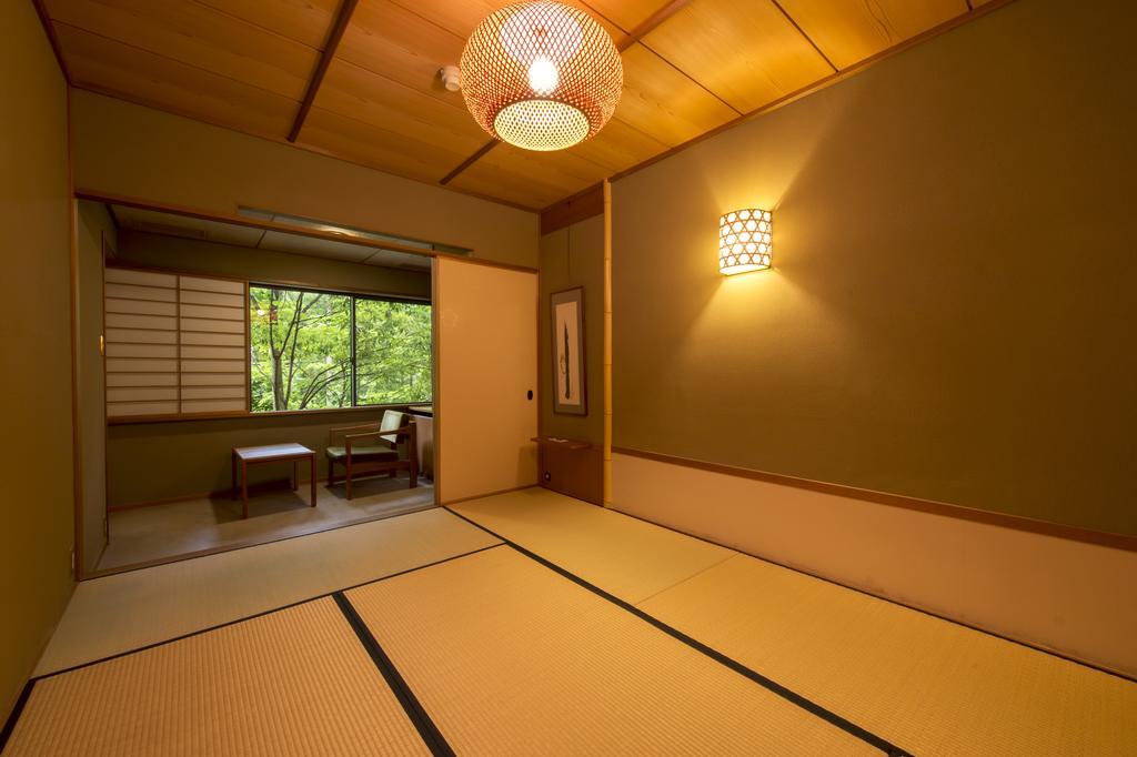 Fujiiso (adults Only) 4*